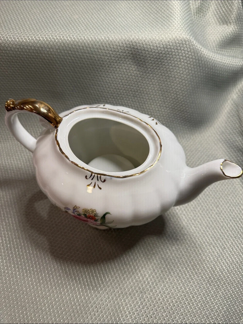 Vintage Japanese Classic Floral Porcelain Teapot with Gold Accents - No lid